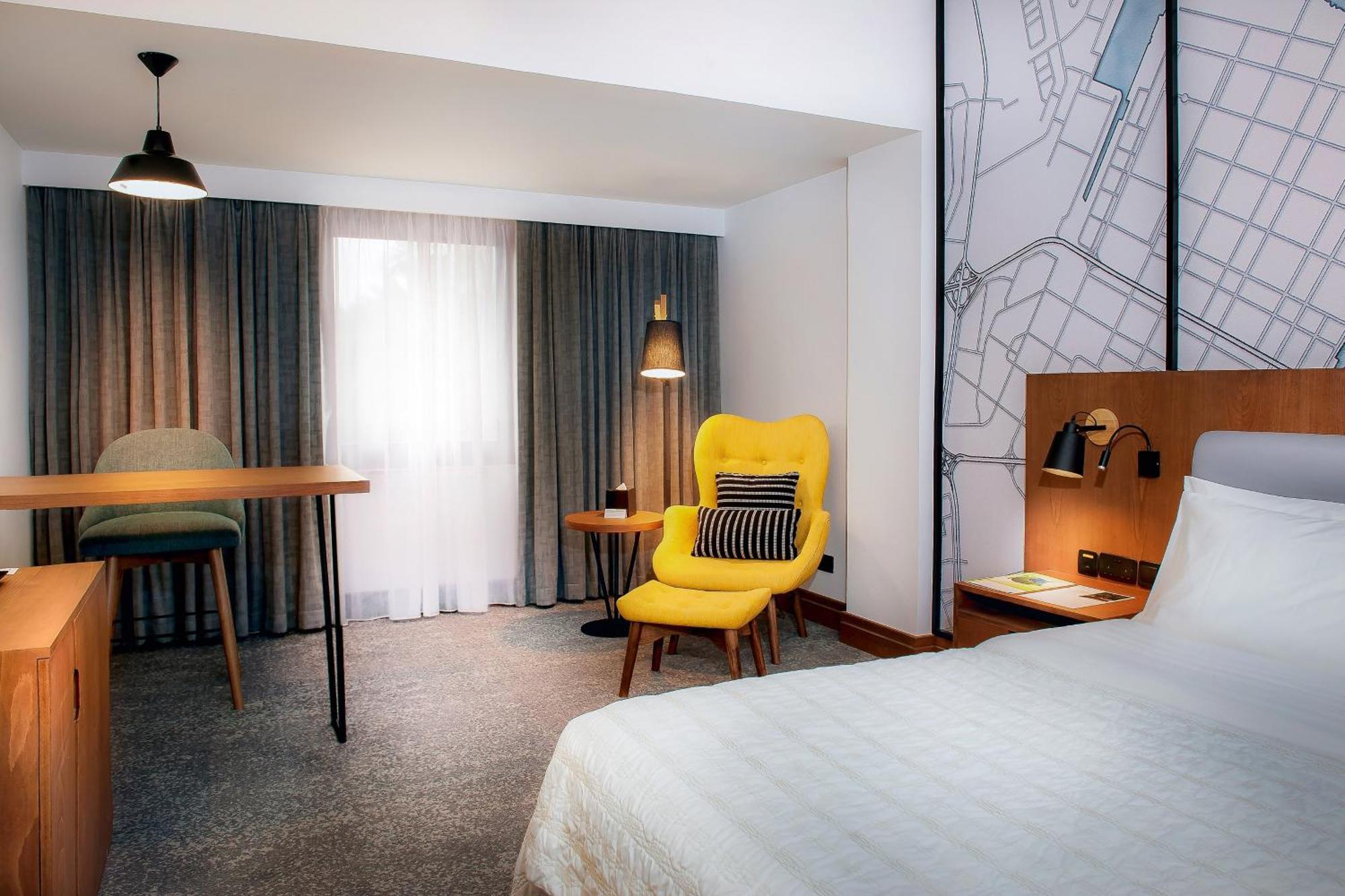 르 메르디앙 아부다비 호텔 외부 사진 A room at the hotel