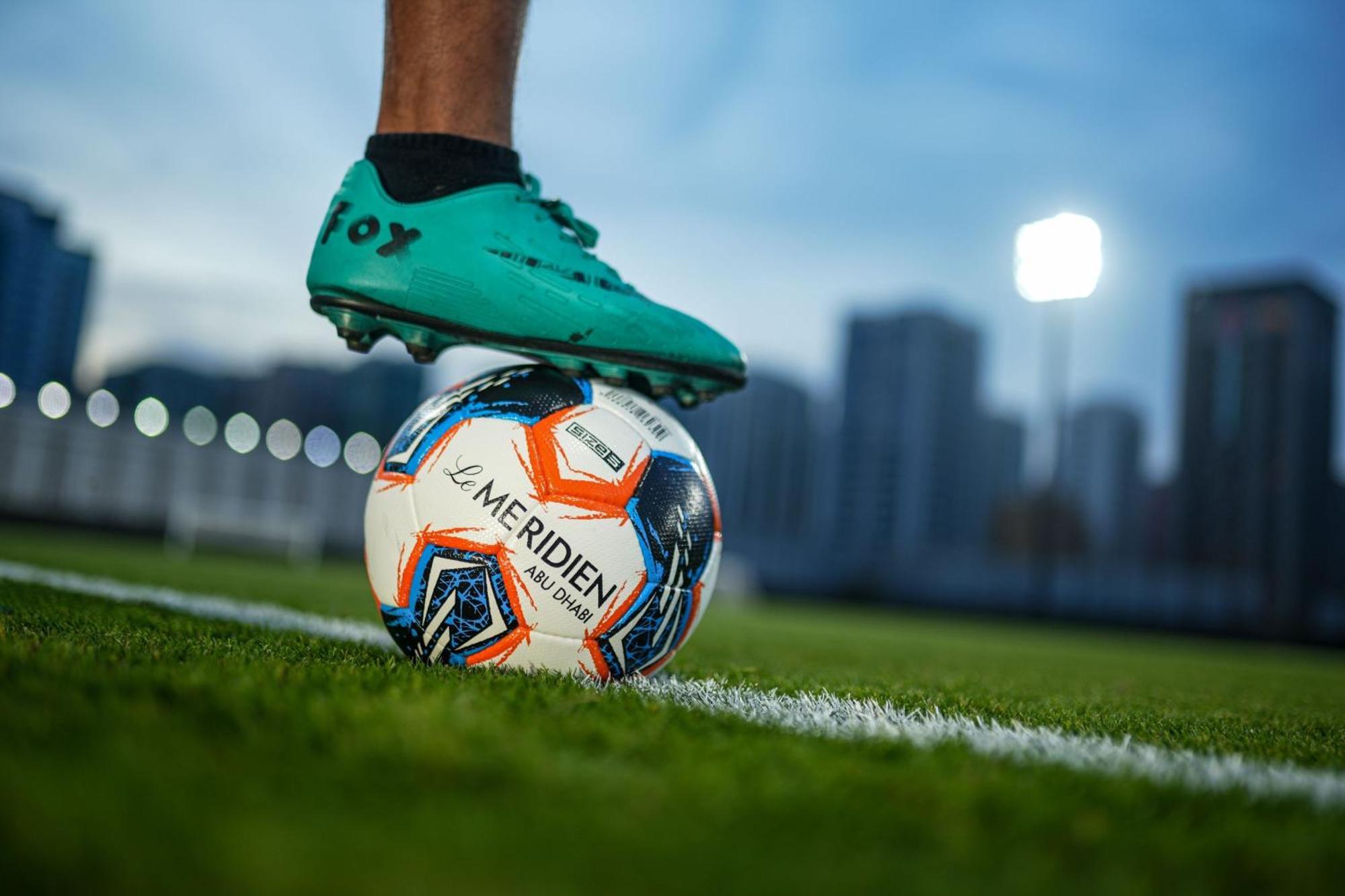 르 메르디앙 아부다비 호텔 외부 사진 Meridien Asia Cup