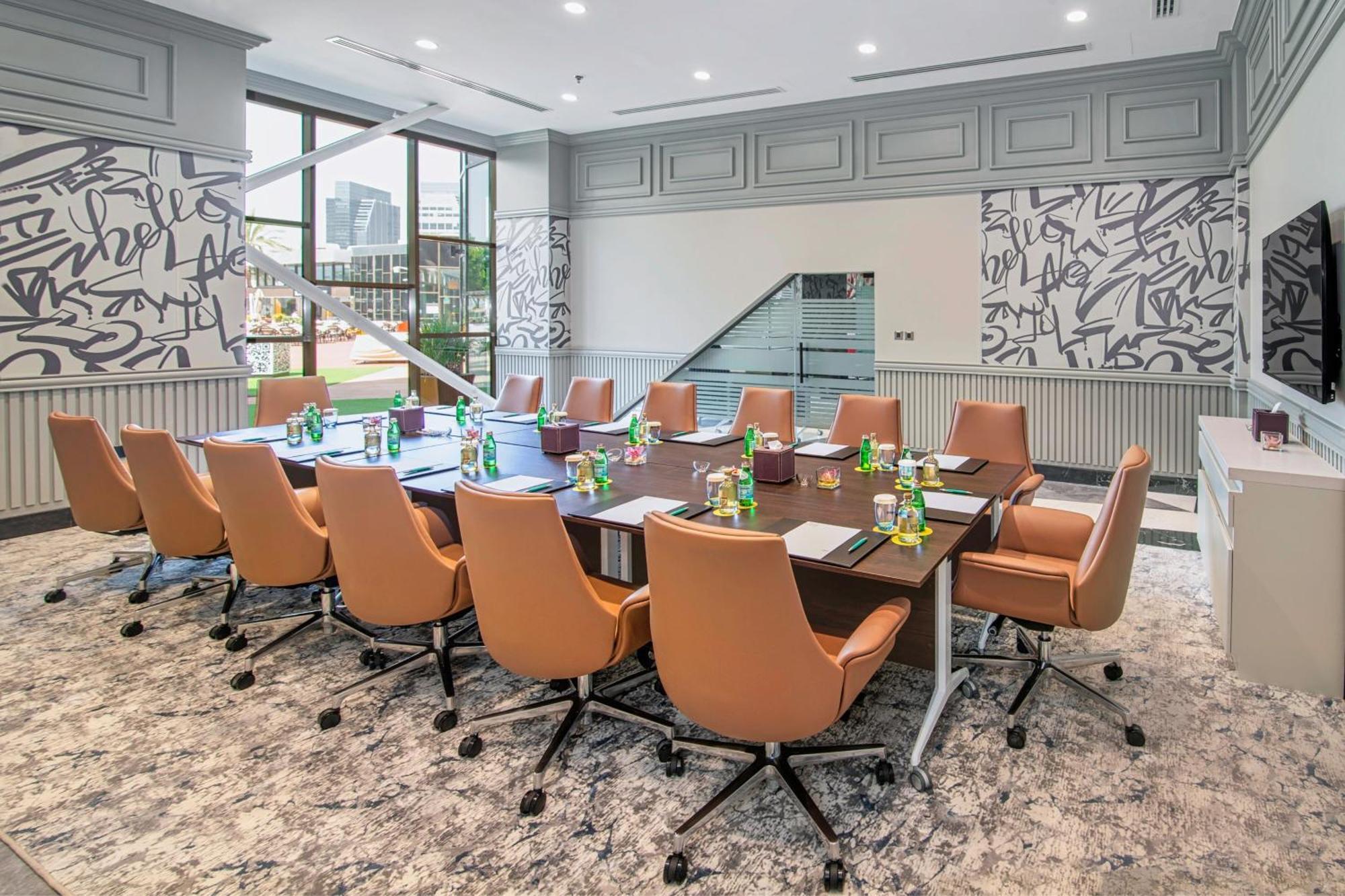 르 메르디앙 아부다비 호텔 외부 사진 Meeting room